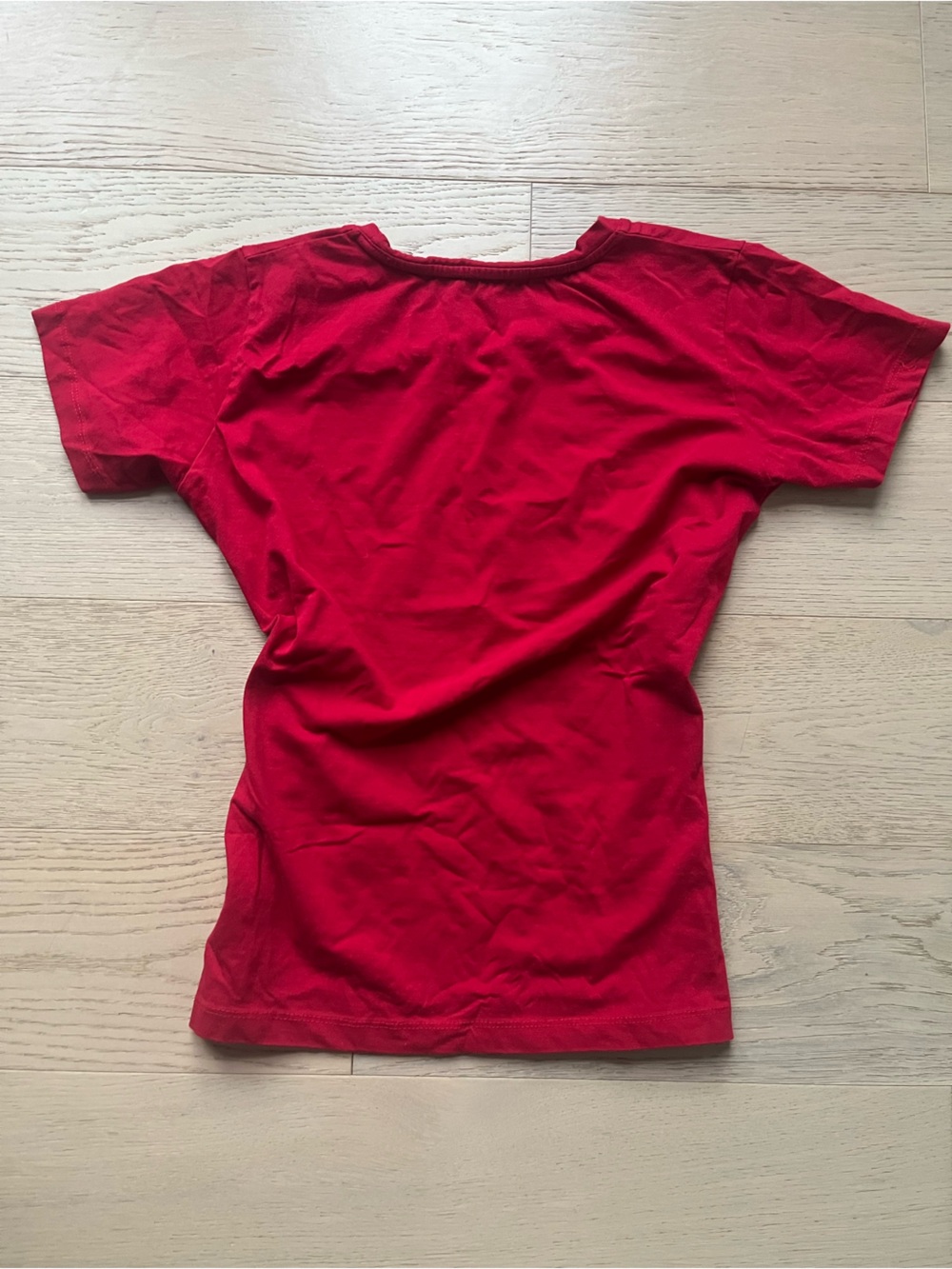 Authentic Gucci Women’s Red Tee with Gold cursive Logo - Picture 4 of 4